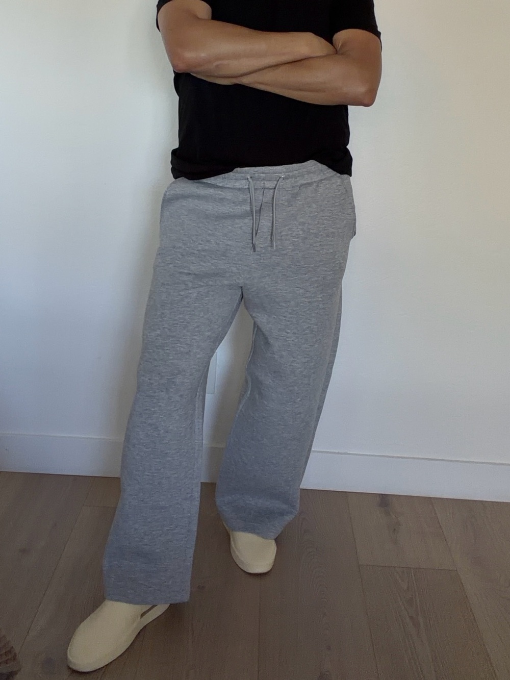 H&M scuba heather grey sweatpants.